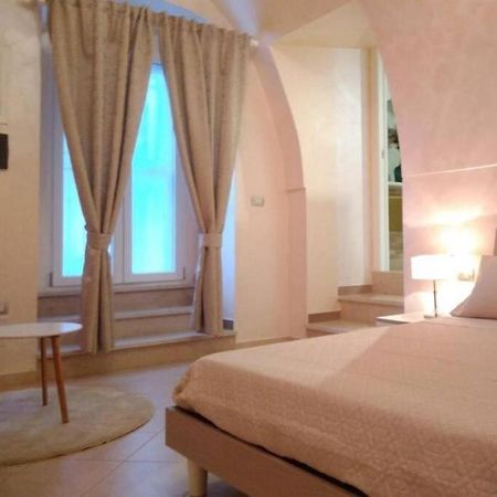 Domus Elegans In Centro Villa Manfredonia Eksteriør bilde