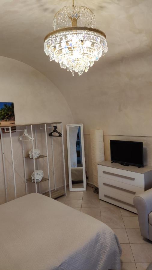 Domus Elegans In Centro Villa Manfredonia Eksteriør bilde